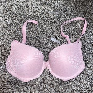 Victoria’s Secret Wear Everywhere Push-up